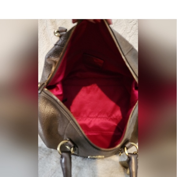 Coach LEGACY Metallic Tote Cowhide
Leather Handbag with Gold Strap - Picture 9 of 9